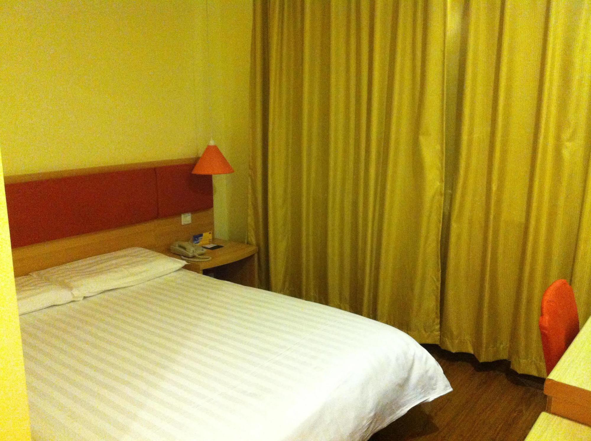 Home Inn Shanghai Century Park Eksteriør bilde